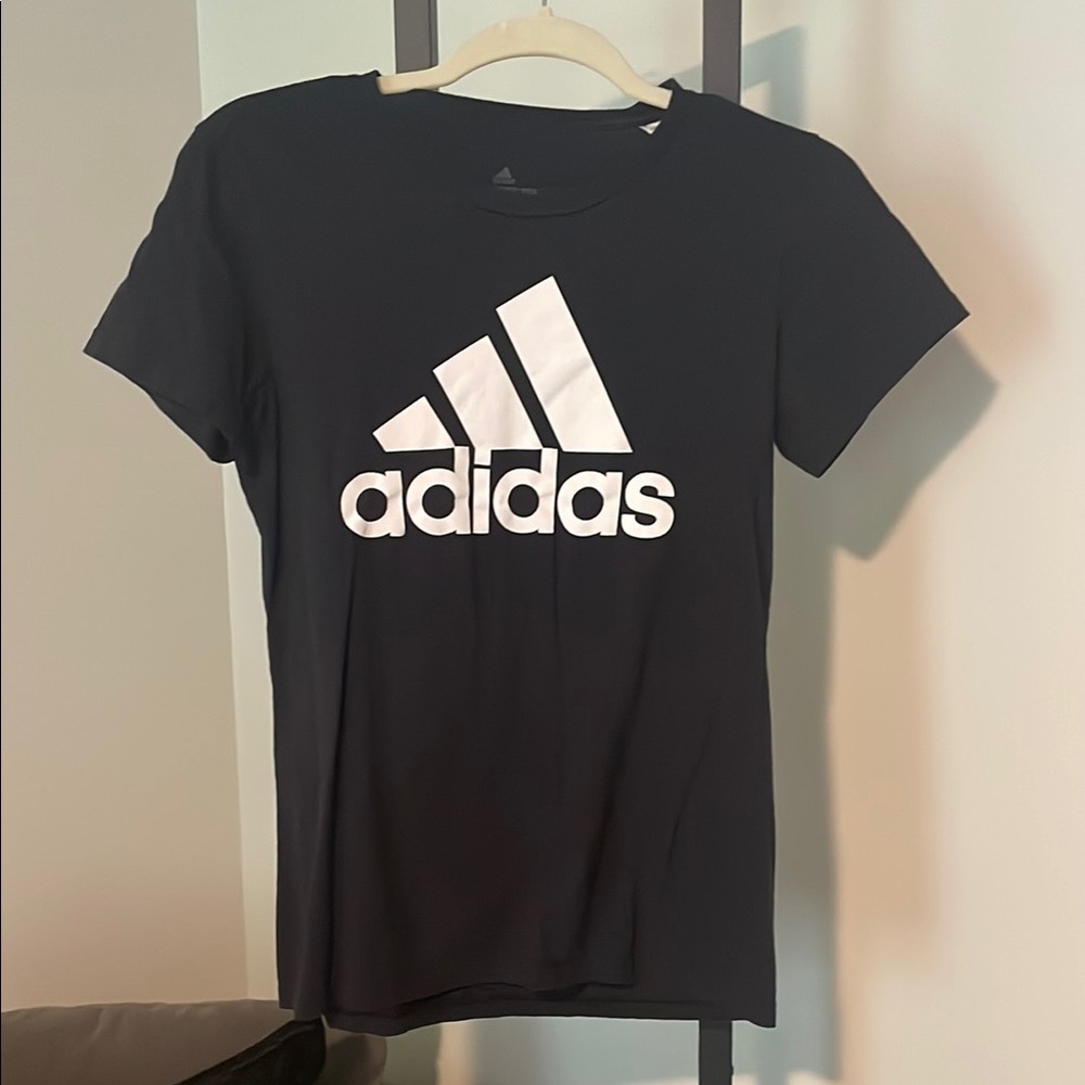 Adidas Black short sleeve T-Shirt with Logo